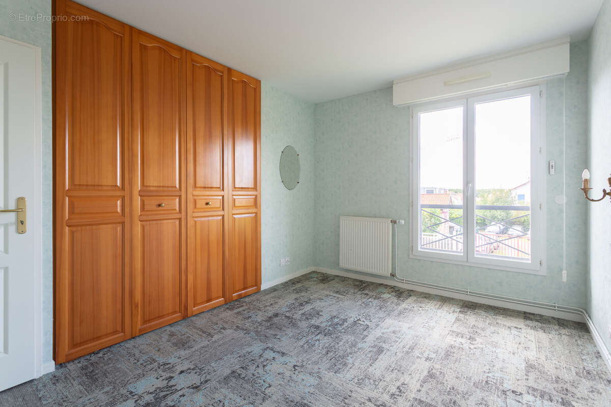 Maison à SARTROUVILLE