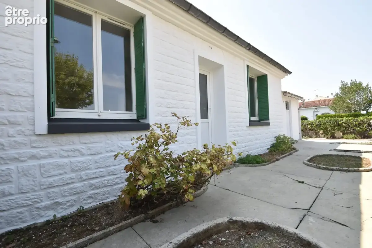 Maison 80 m² à Tonnay-Charente  - photo 2