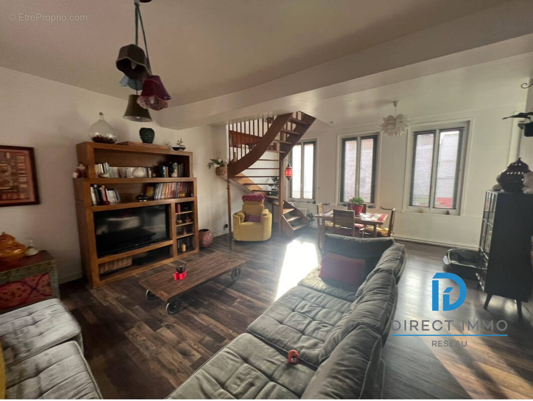 Appartement à BRUAY-LA-BUISSIERE