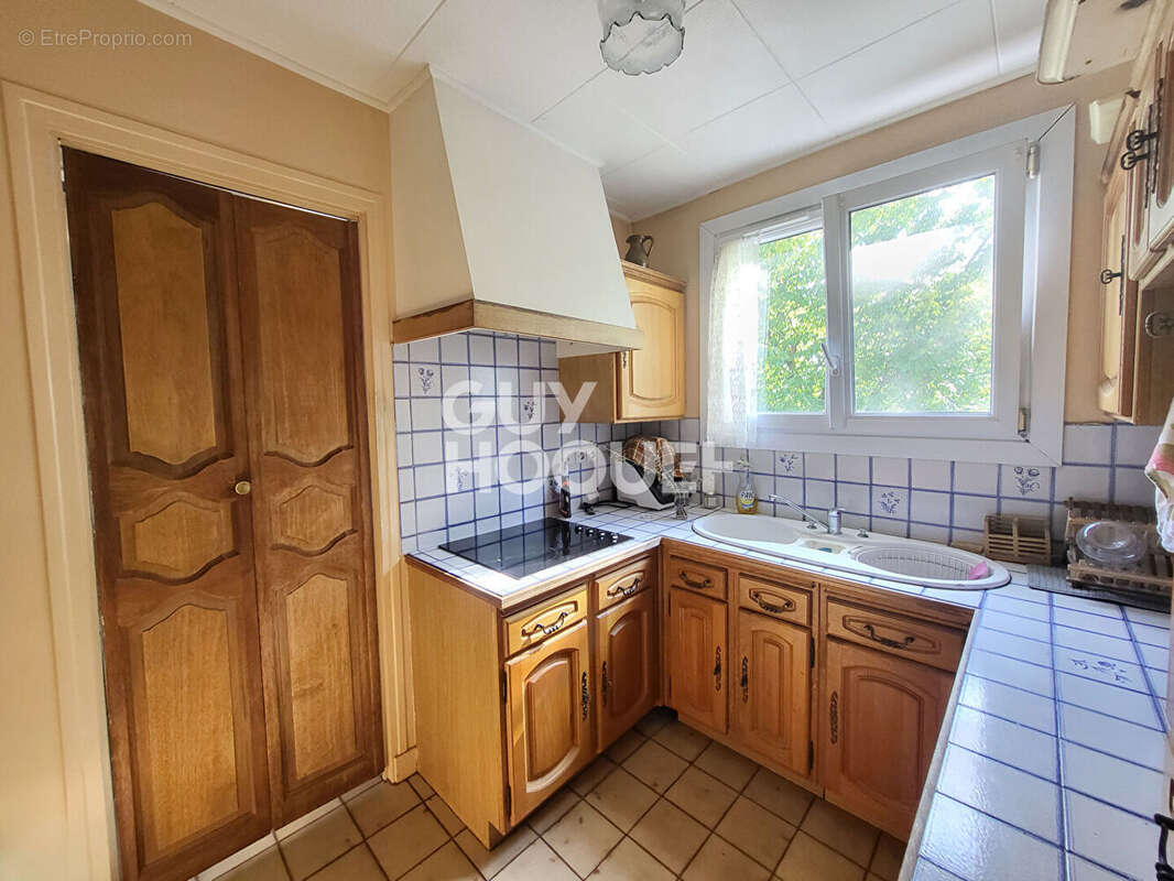 Appartement à LA CELLE-SAINT-CLOUD