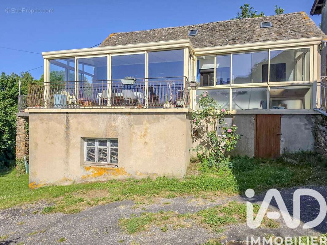 Photo 6 - Maison à SALLES-CURAN