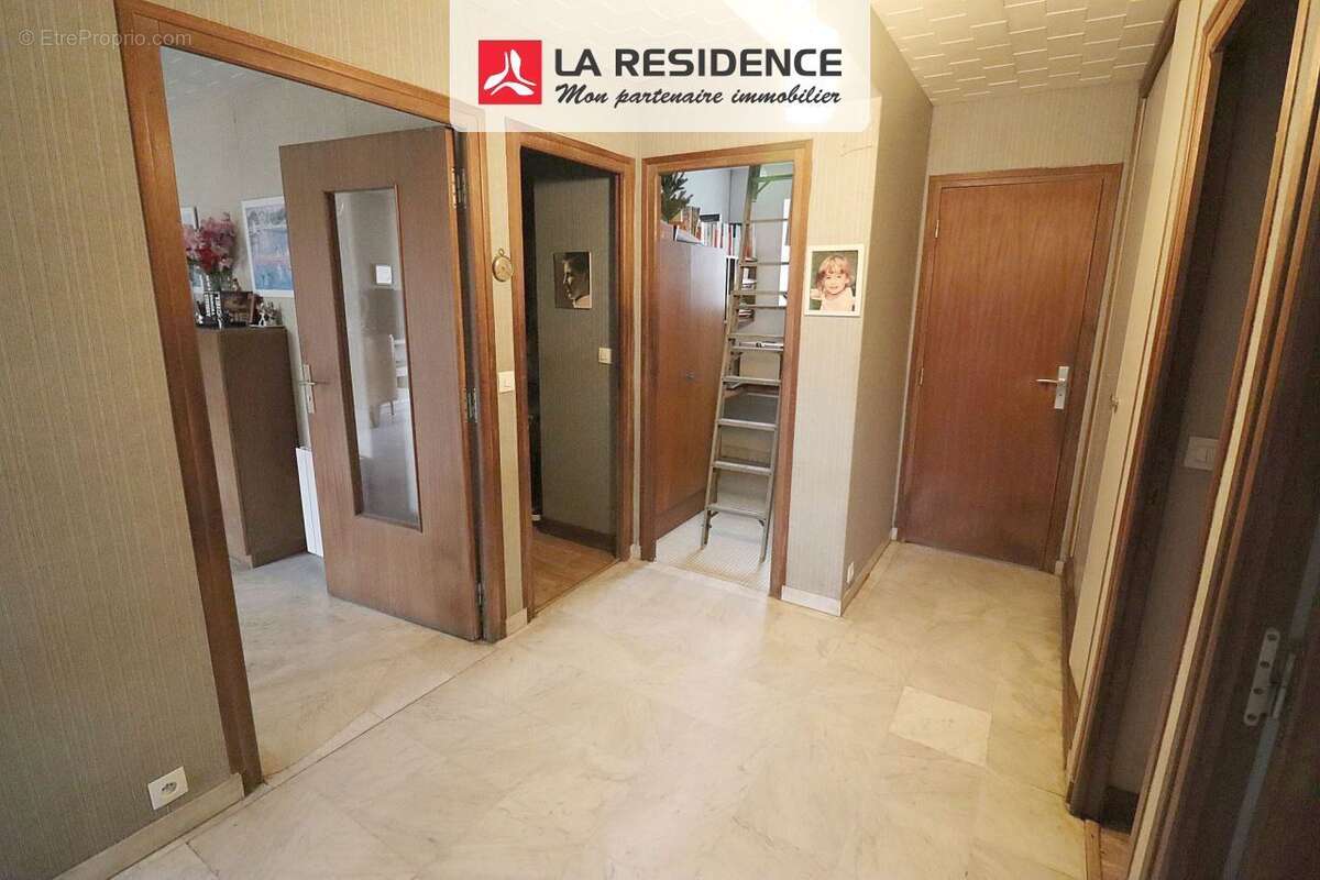 Maison à VERSAILLES