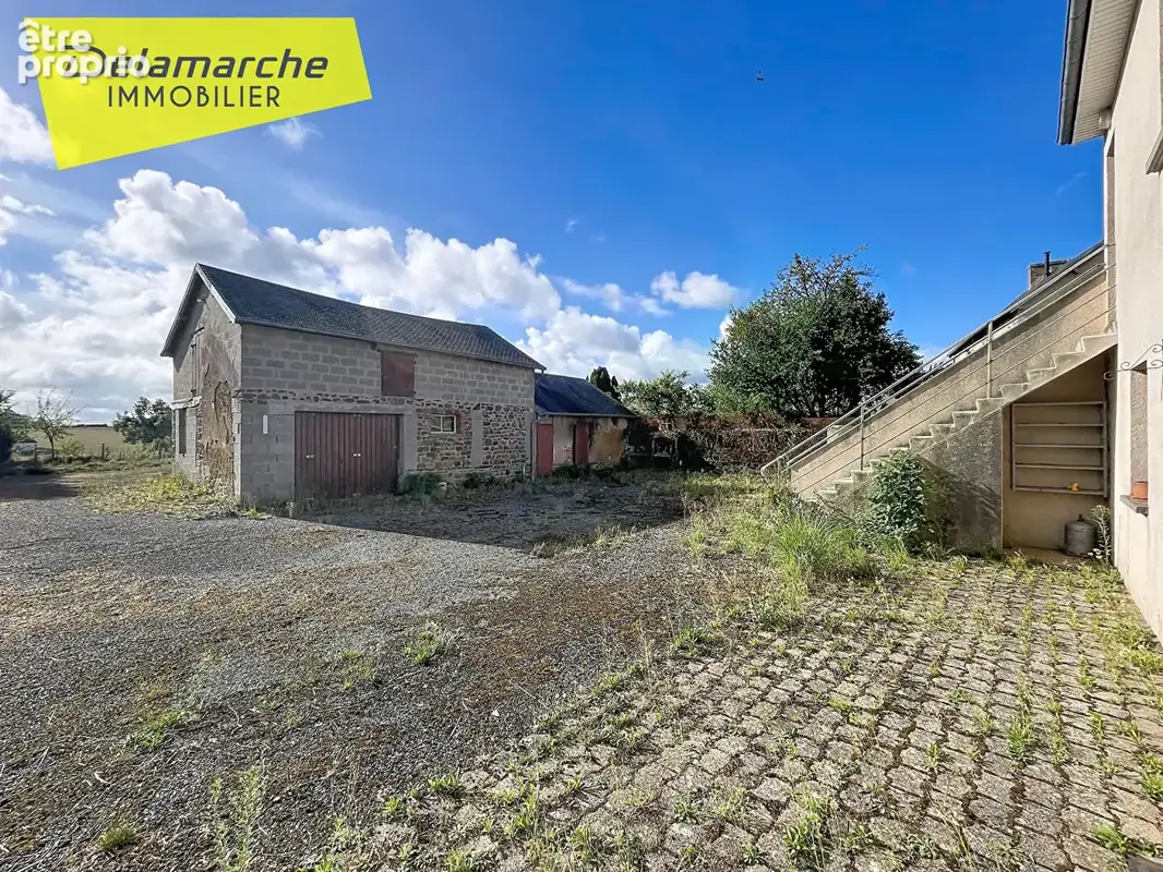 A Vendre maison avec deux logements, terrain de 1 460 m² et beau potentiel à Cérences - photo 14