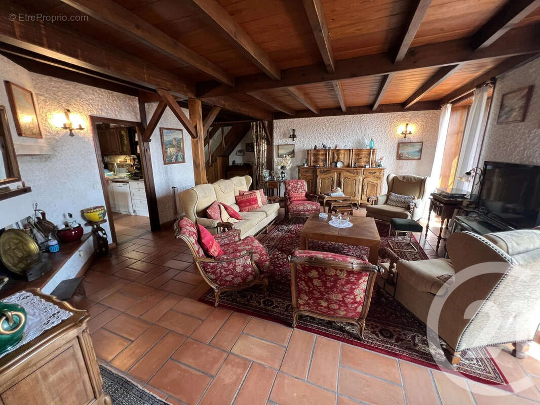 Maison 175 m² à San-Martino-Di-Lota  - photo 7