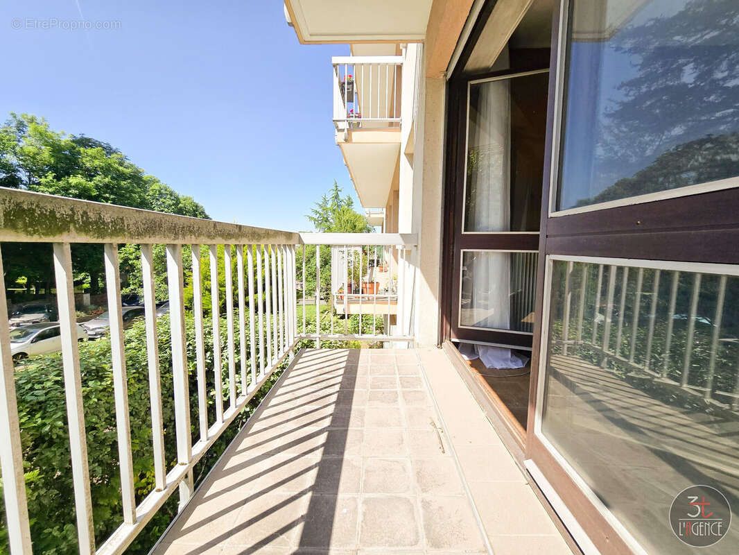 Appartement à FONTENAY-SOUS-BOIS