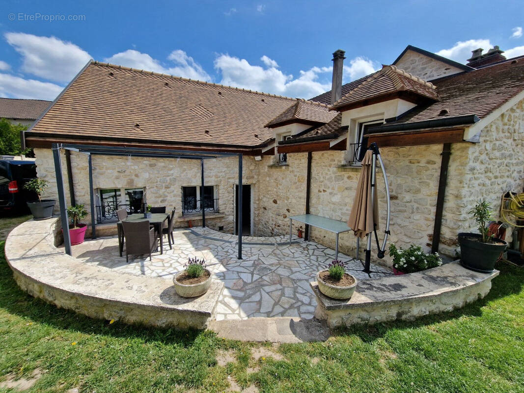 Maison à BREUIL-BOIS-ROBERT