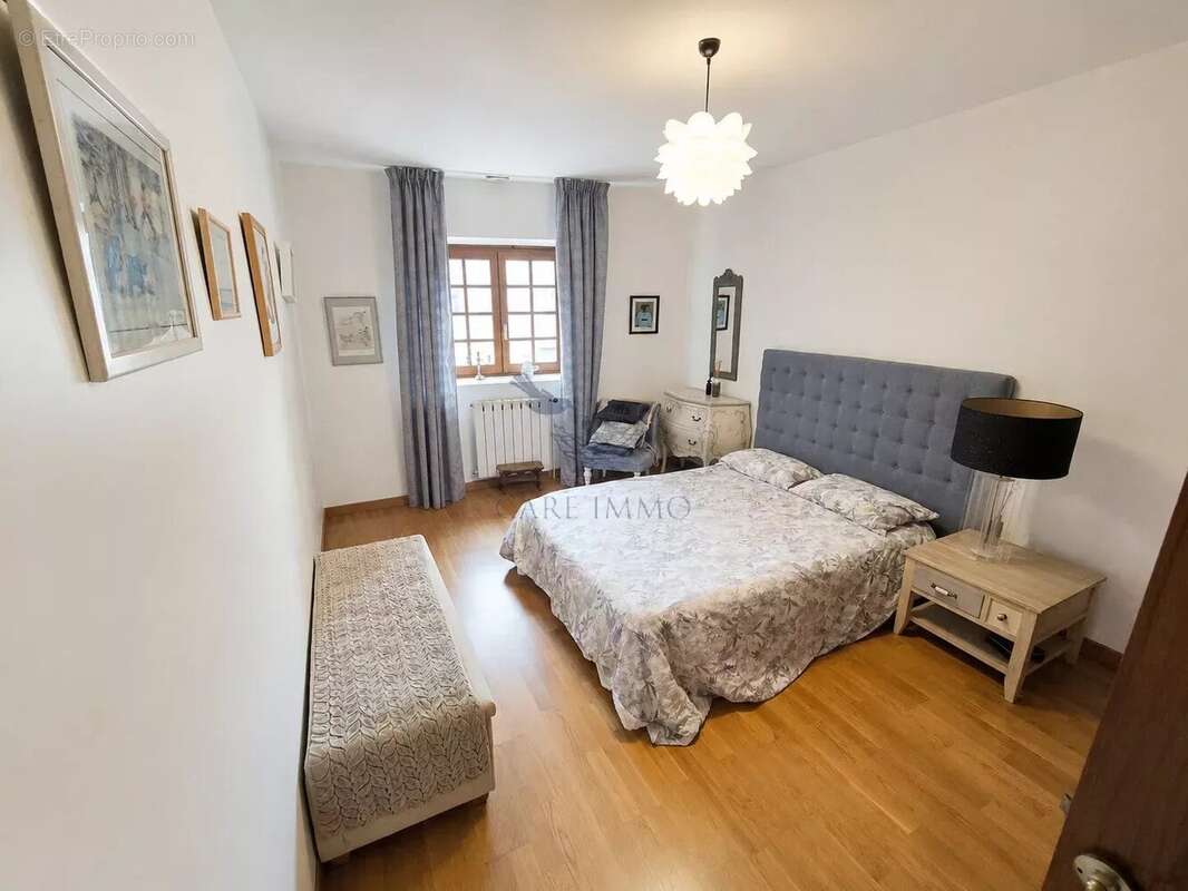 Maison à OINGT