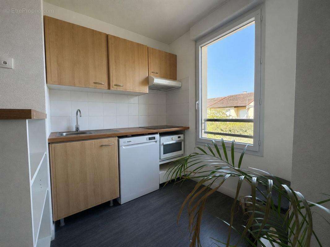 Appartement T2 à vendre dans une résidence sécurisée - Piscine - photo 3