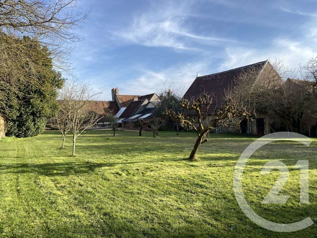 Maison à VAILLY-SUR-SAULDRE