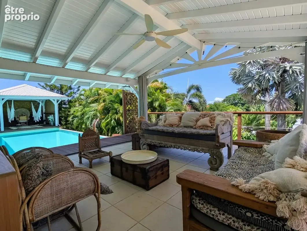 Superbe villa ambiance balinaise avec piscine garage en sous-sol et atelier - photo 2