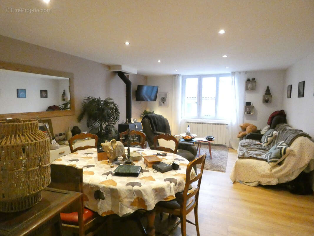 Maison à CENDRAS