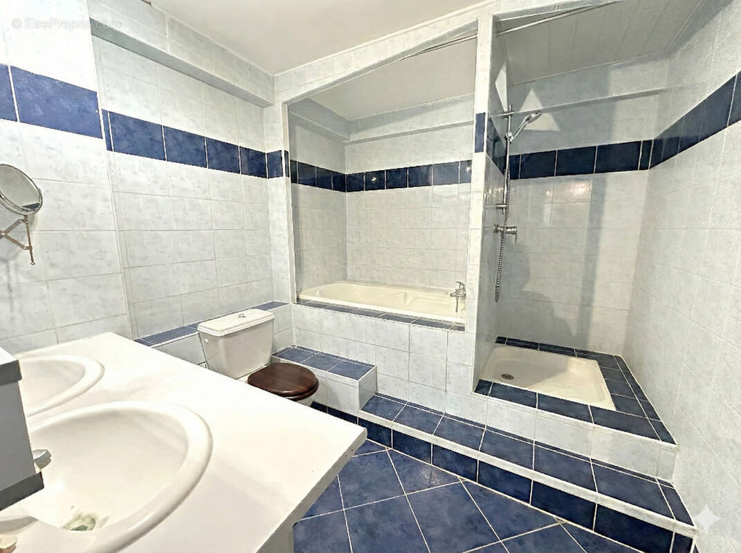 Appartement à MARSEILLE-10E