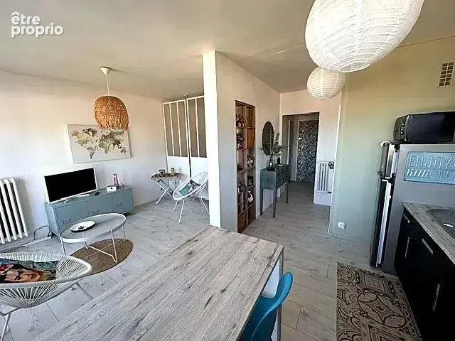 Appartement 1 pièce 34 m² · à Royat · 33,6 m² · 69 900 €