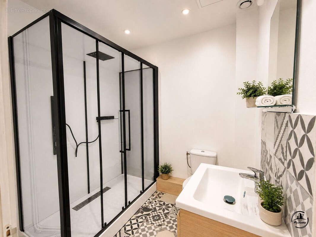 Appartement à SAINT-ETIENNE