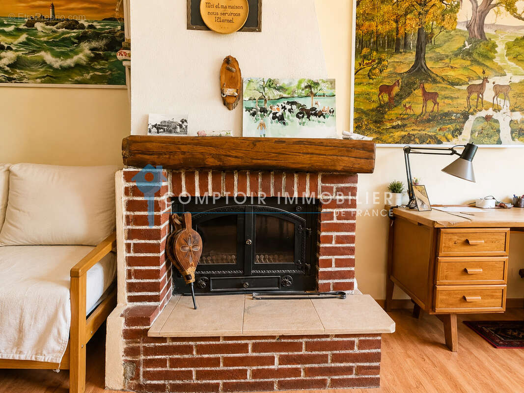 Dépt Hérault (34), à vendre Saint Jean de la Blaquiere Maison de ville de 69m2 garage et terrasse. - photo 6