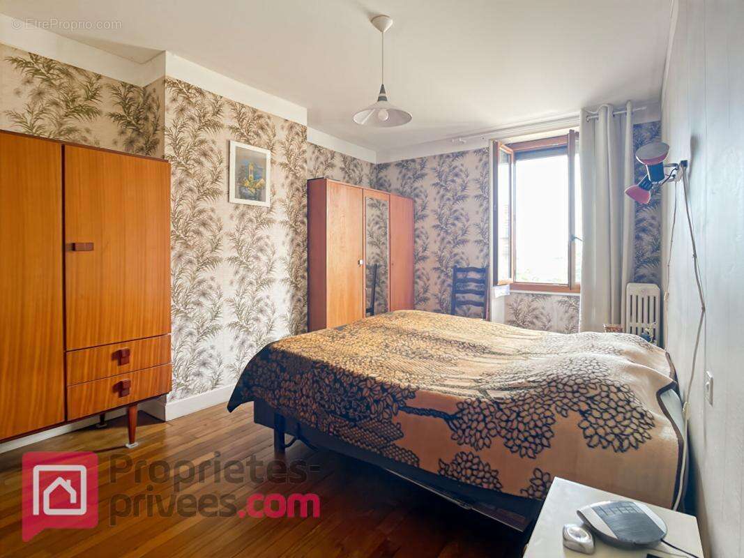 Maison à MONTIGNY-LA-RESLE