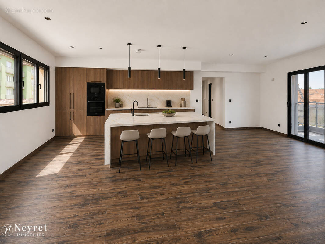 Appartement à SAINT-ETIENNE