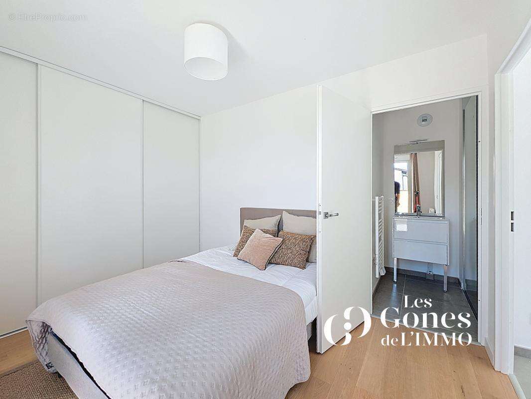 Appartement à CRAPONNE