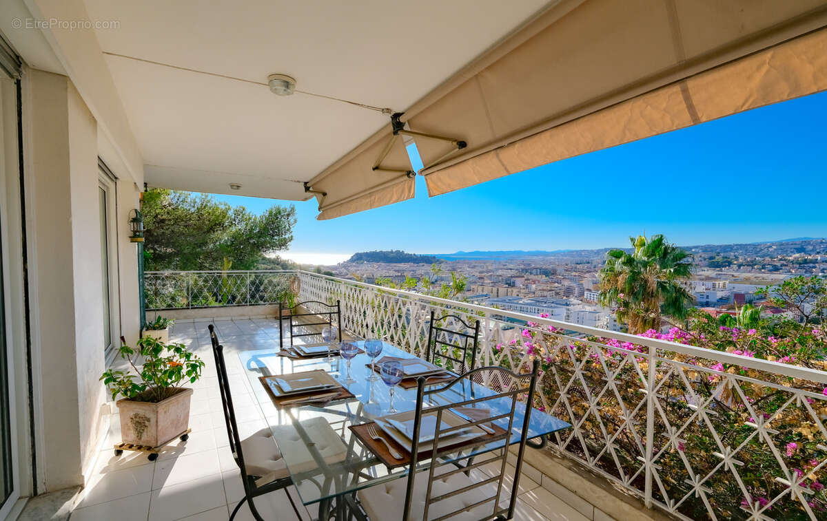 Appartement à NICE