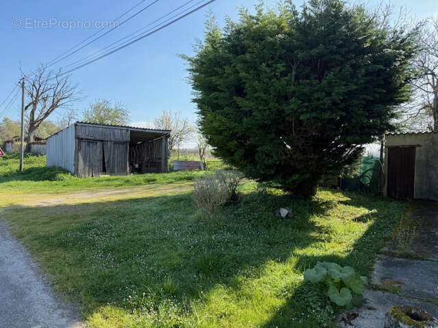 Maison à SAINT-THOMAS-DE-CONAC