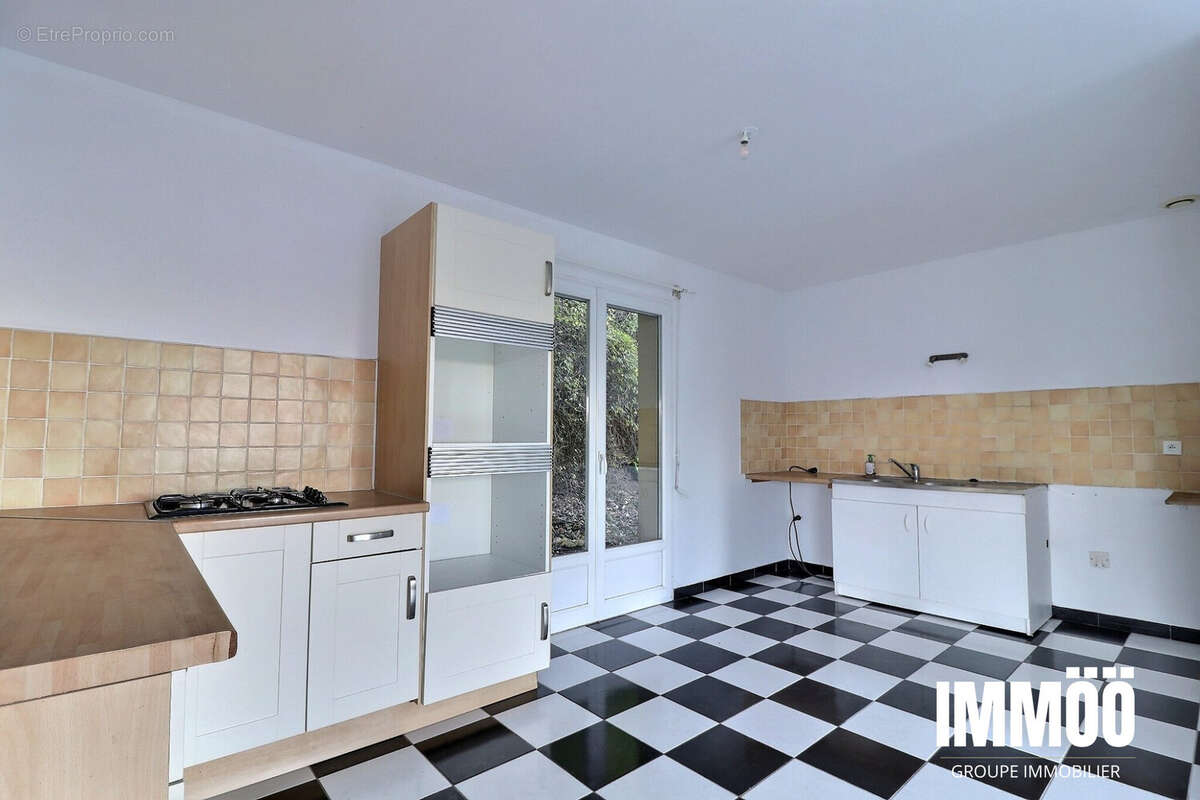 Maison 124 m² à Le Mesnil-Sous-Jumieges  - photo 3