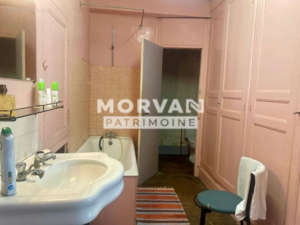 Maison à CHATILLON-EN-BAZOIS