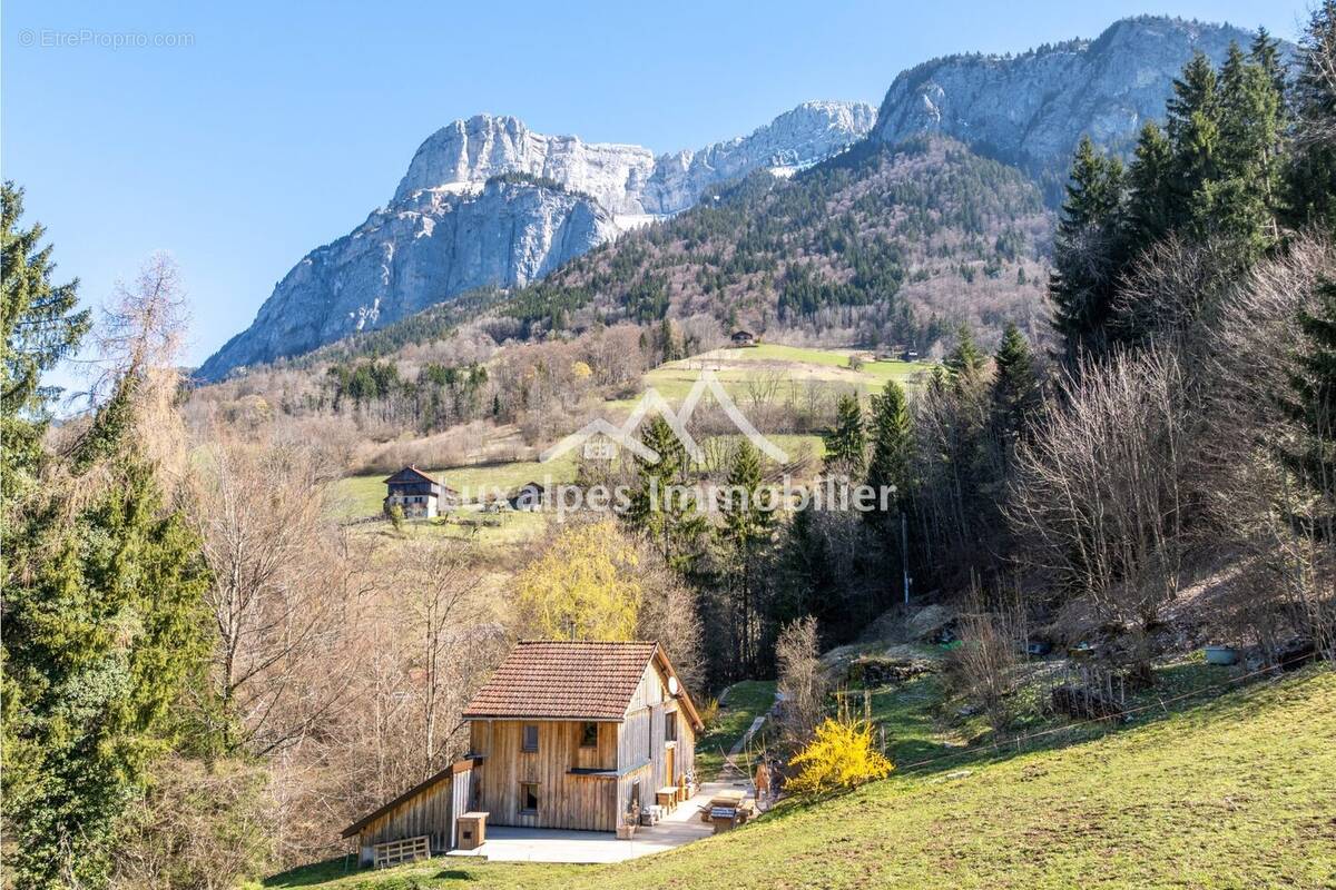 Maison à BONNEVILLE