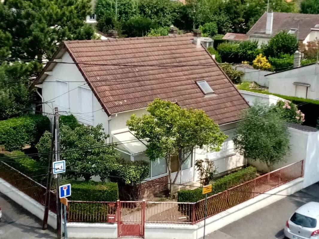 Maison à CHELLES