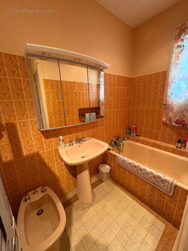 Maison à LA CHAUSSEE-SAINT-VICTOR