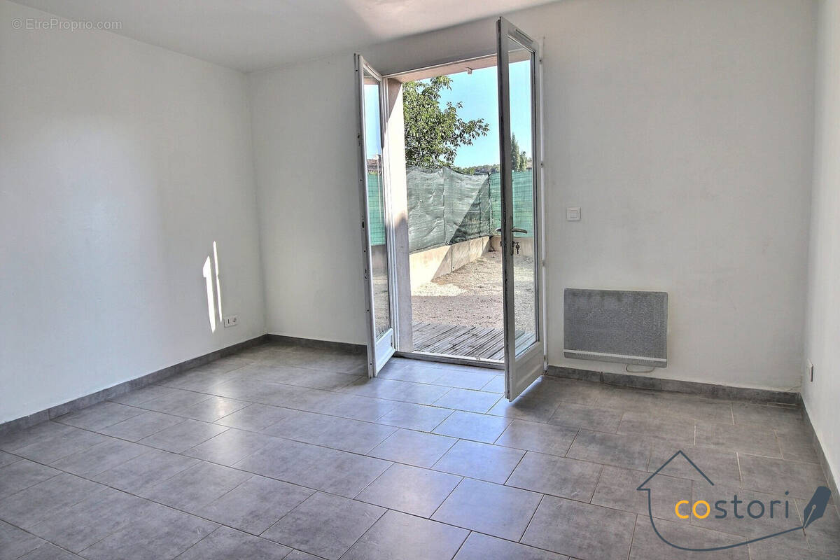 Appartement à TRANS-EN-PROVENCE
