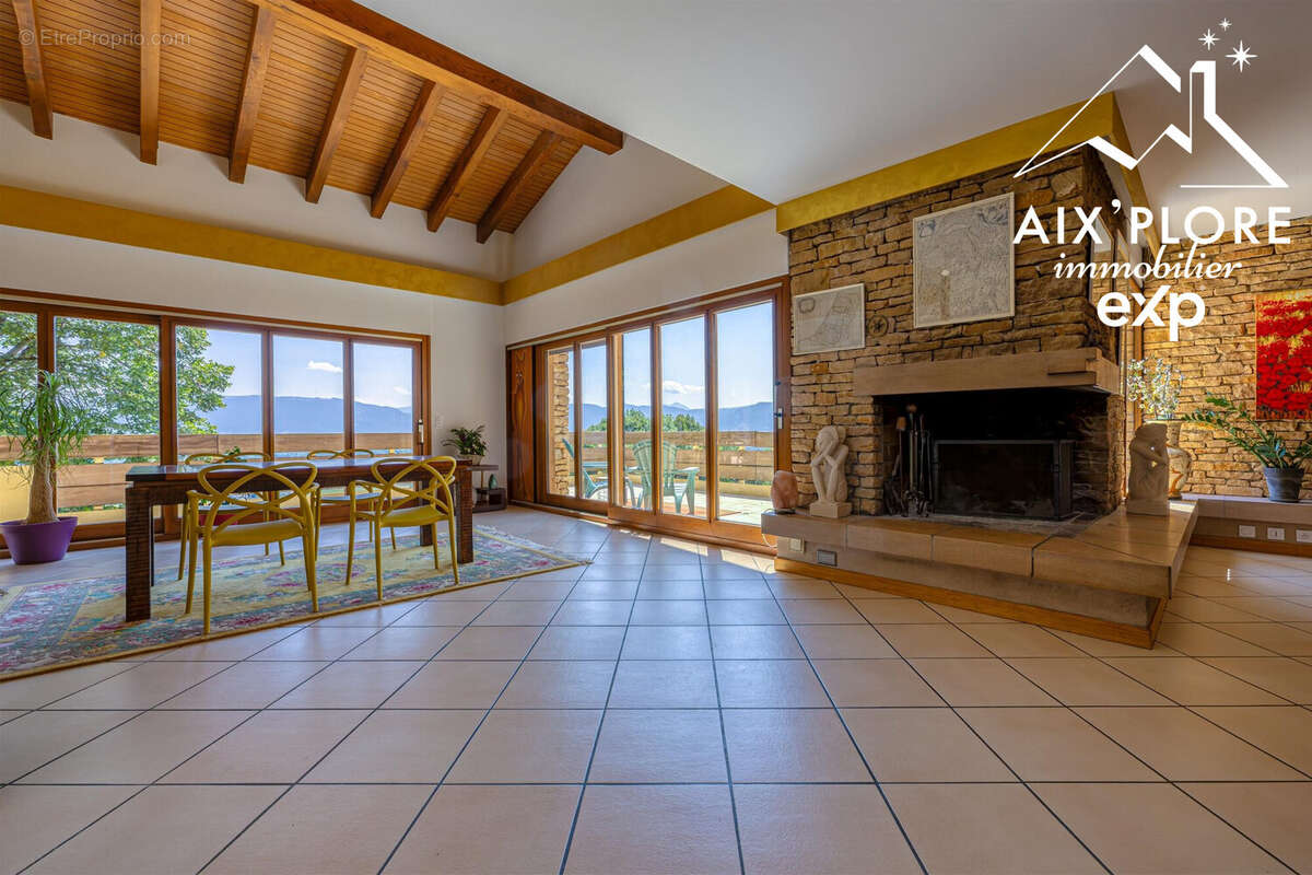 Maison 286 m² à Albens  - photo 9