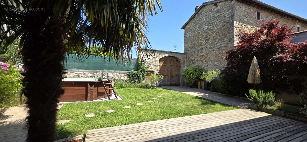 Maison à CIVRIEUX-D'AZERGUES