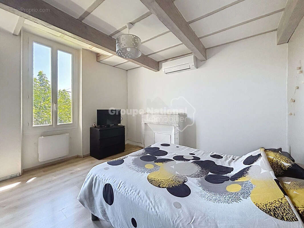 Maison à L&#039;ISLE-SUR-LA-SORGUE