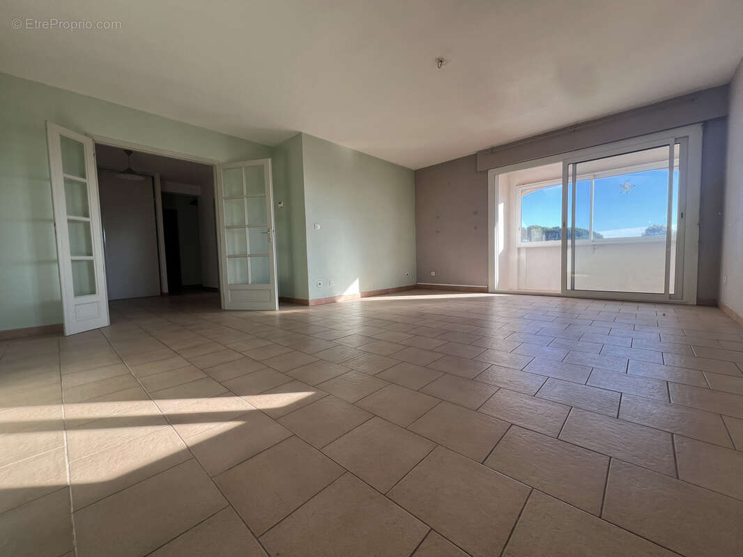 Appartement à PONT-SAINT-ESPRIT