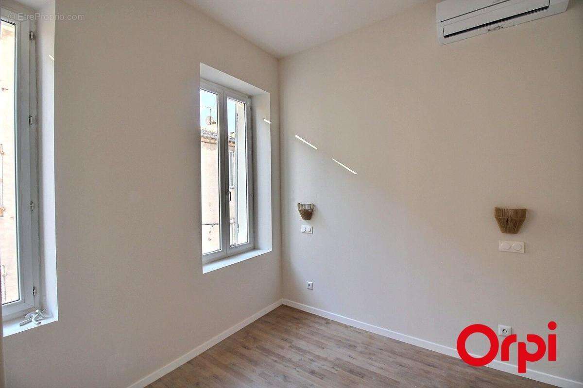 Appartement à AURIOL