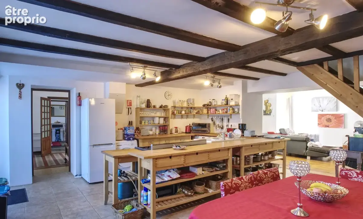 Belle et grande maison de 4 chambres, grand garage et atelier, proche de Ruffec - photo 4