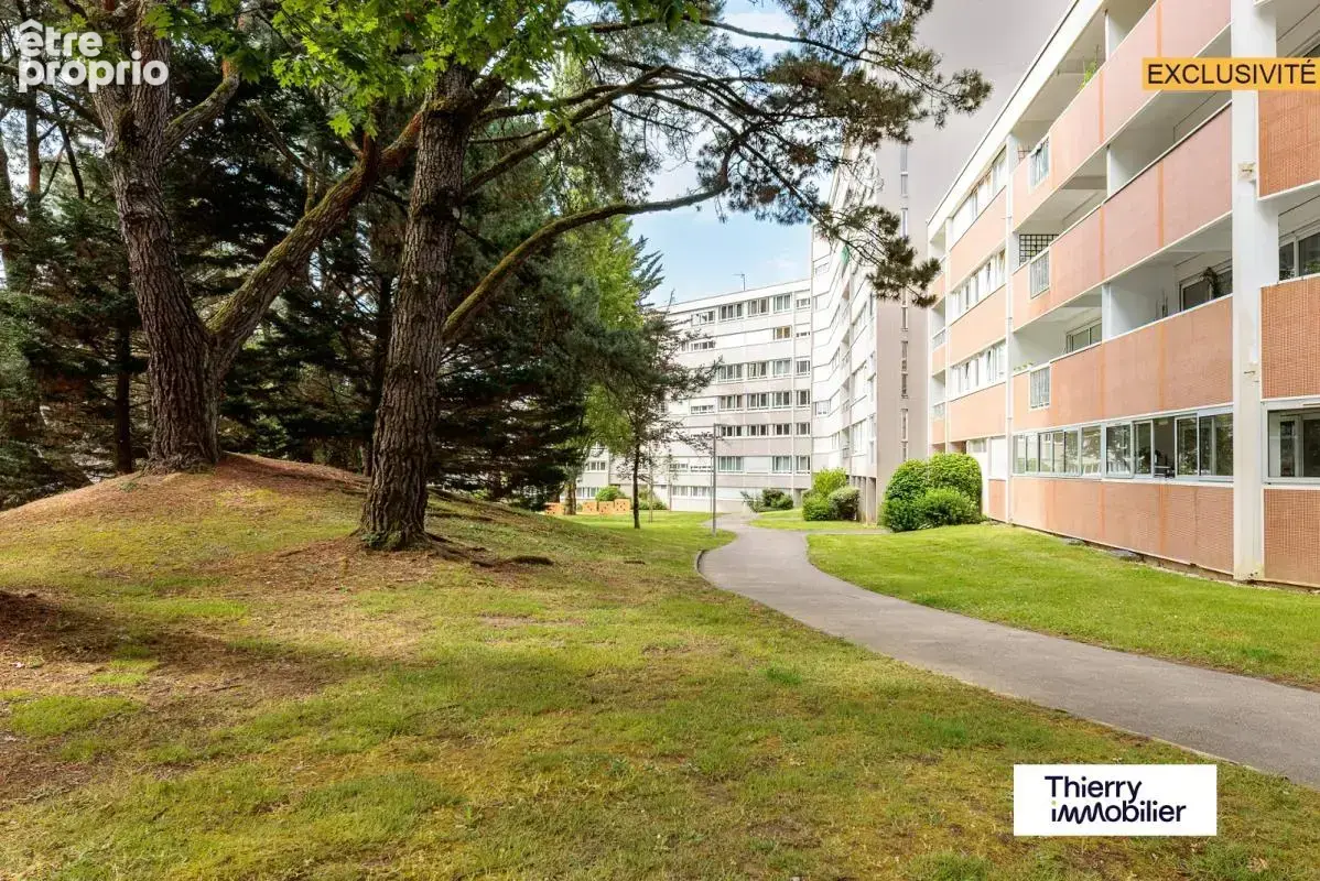 Appartement Familial T5 Traversant avec Loggia - Cadre Verdoyant - photo 9