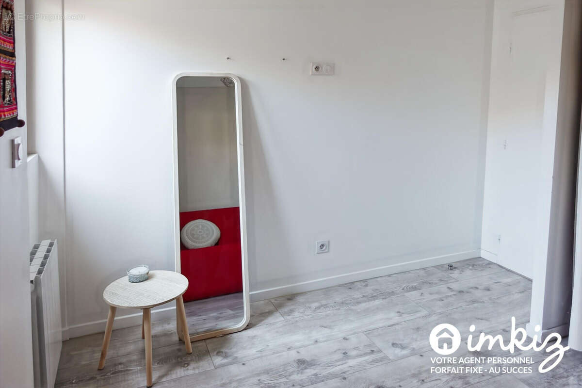 Appartement T3 centre avec terrasse cave + parking - photo 6