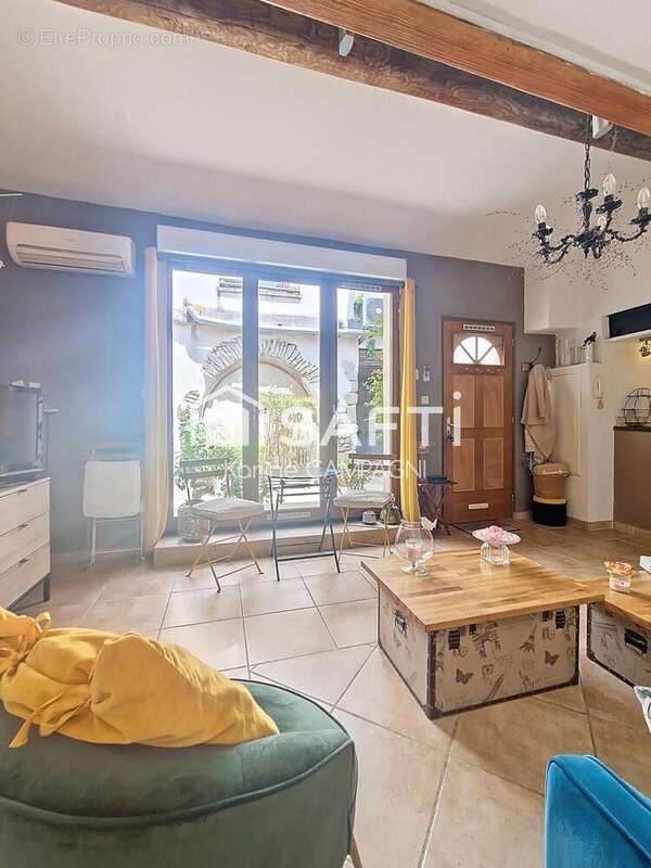 Photo 7 - Appartement à L'ISLE-SUR-LA-SORGUE
