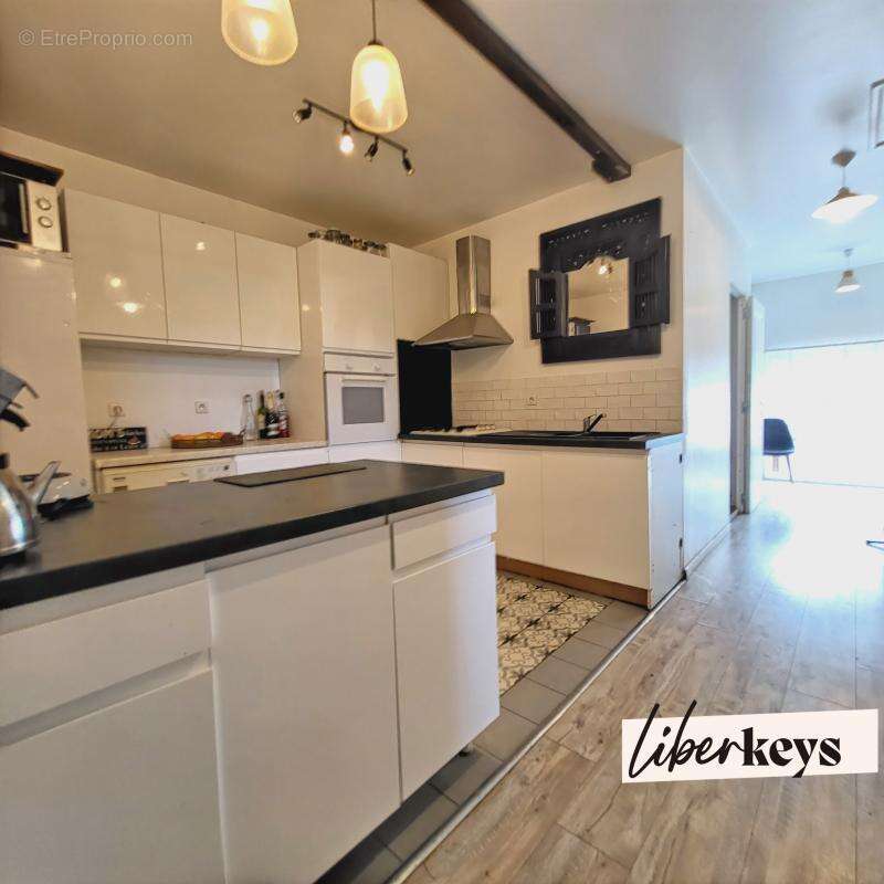 Maison à LISLE-SUR-TARN