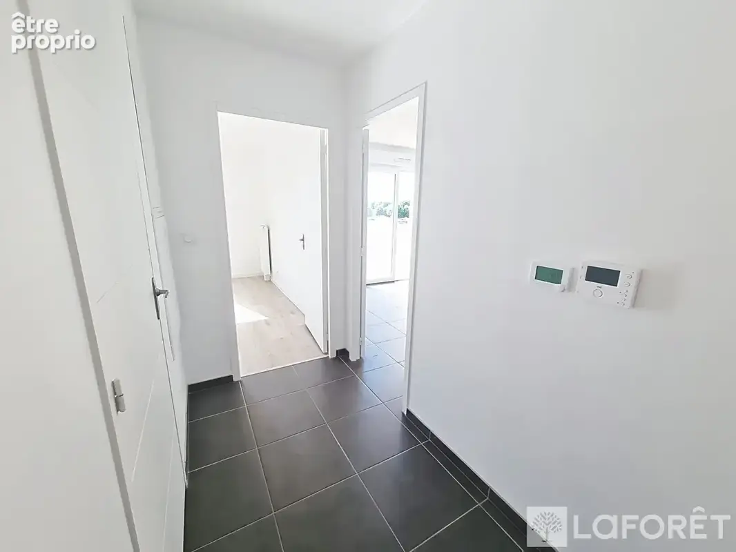 Appartement Epron 2 pièce(s) - Avec balcon et place de parking sécurisée - photo 11