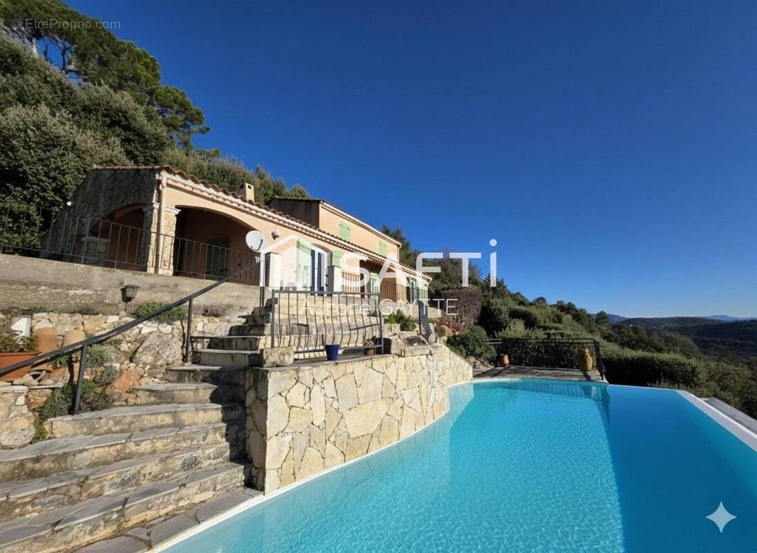 Photo 1 - Maison à MONTAUROUX