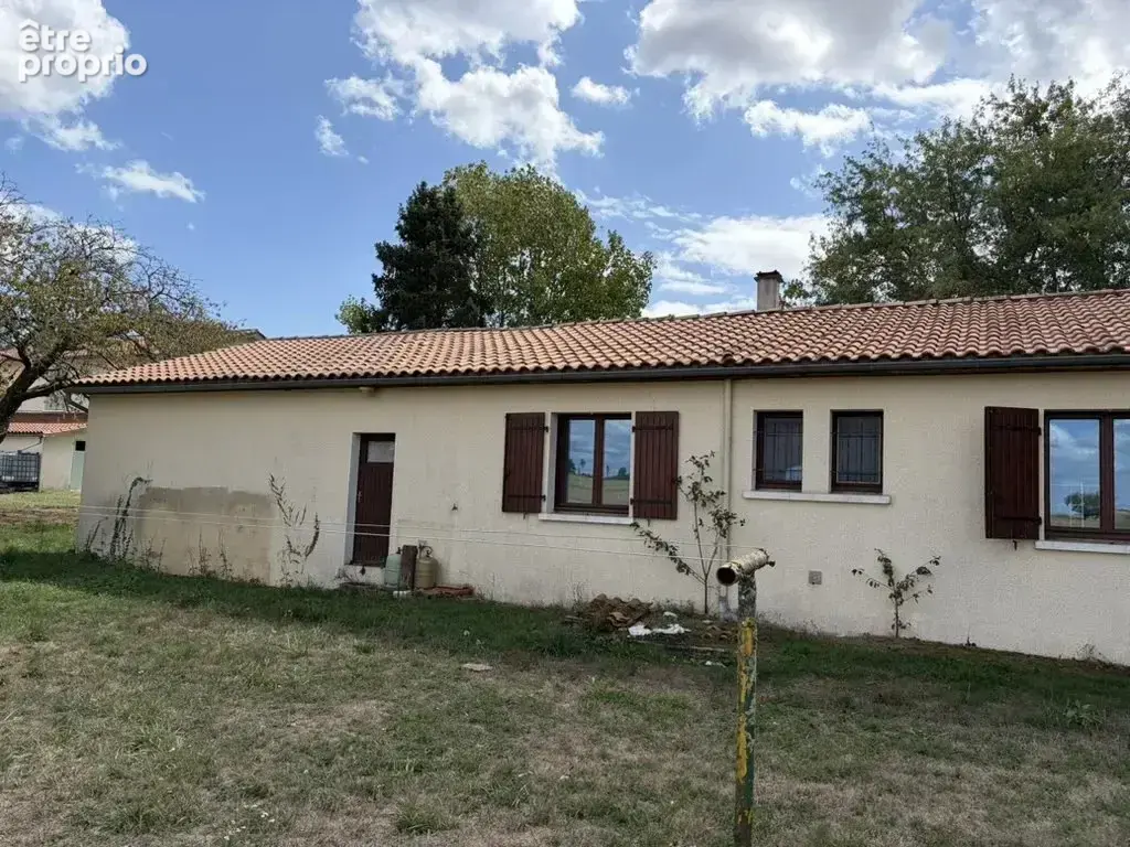 Maison de plain-pied à Vitrac Saint-Vincent - photo 9
