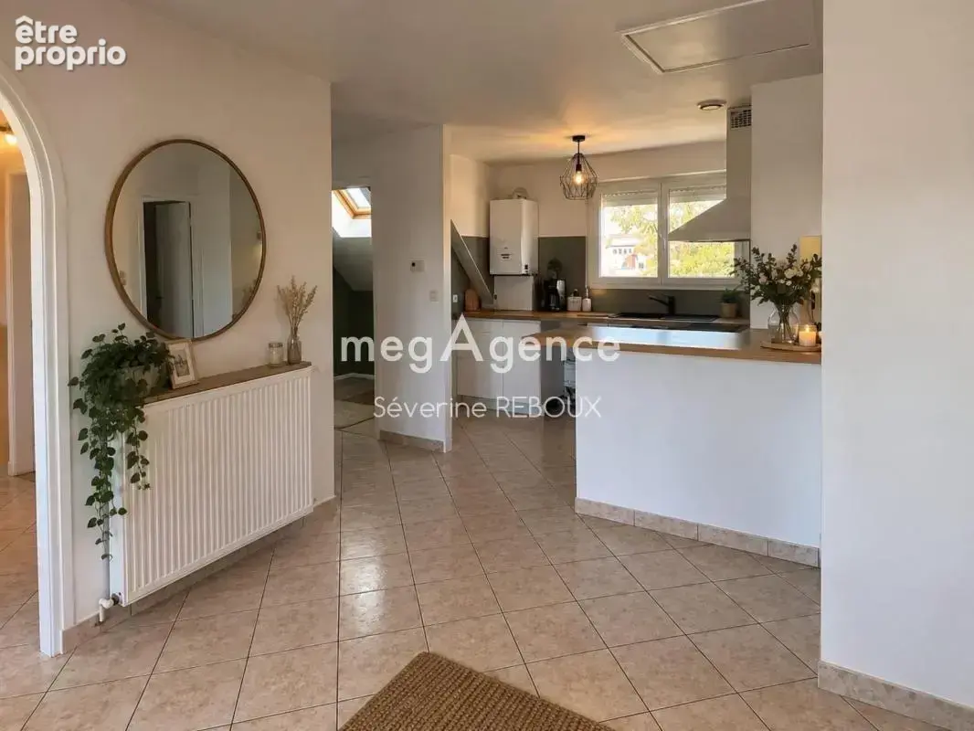Appartement Type 4 lumineux avec garage et stationnement - photo 2