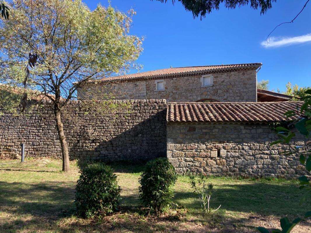 Maison à LABLACHERE