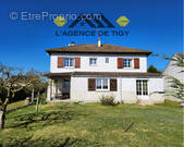 Maison à NEUVY-EN-SULLIAS