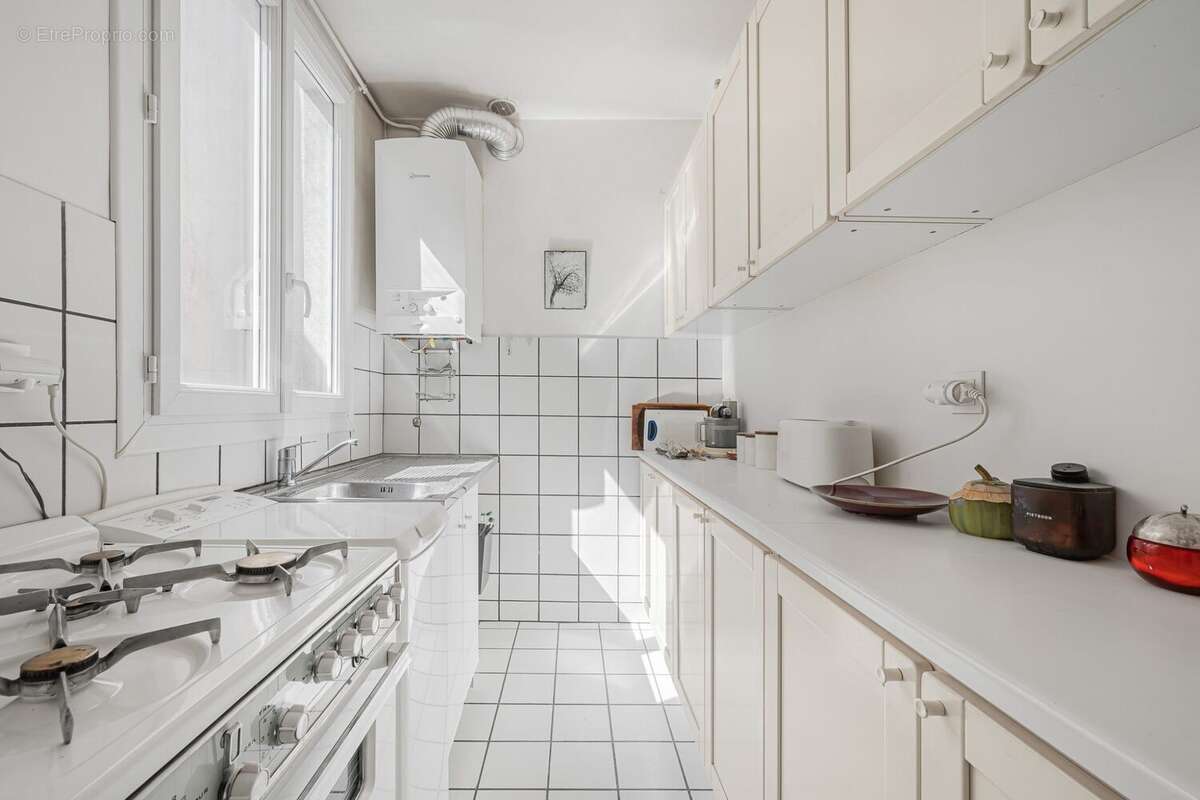 Appartement à PARIS-3E