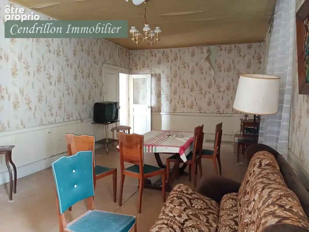 Maison mitoyenne de 118 m2 comprenant 3 chambres, avec un terrain total de 631 m2. - photo 2