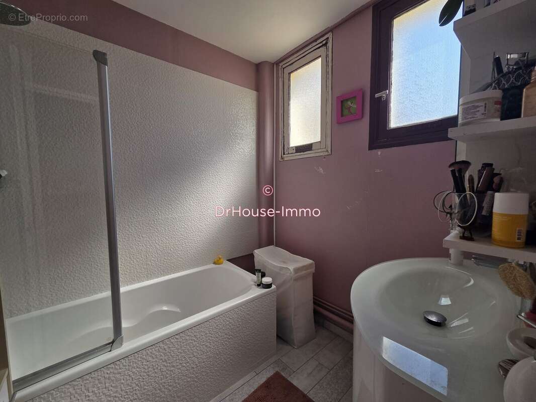 Appartement 73 m² à Poitiers  - photo 4