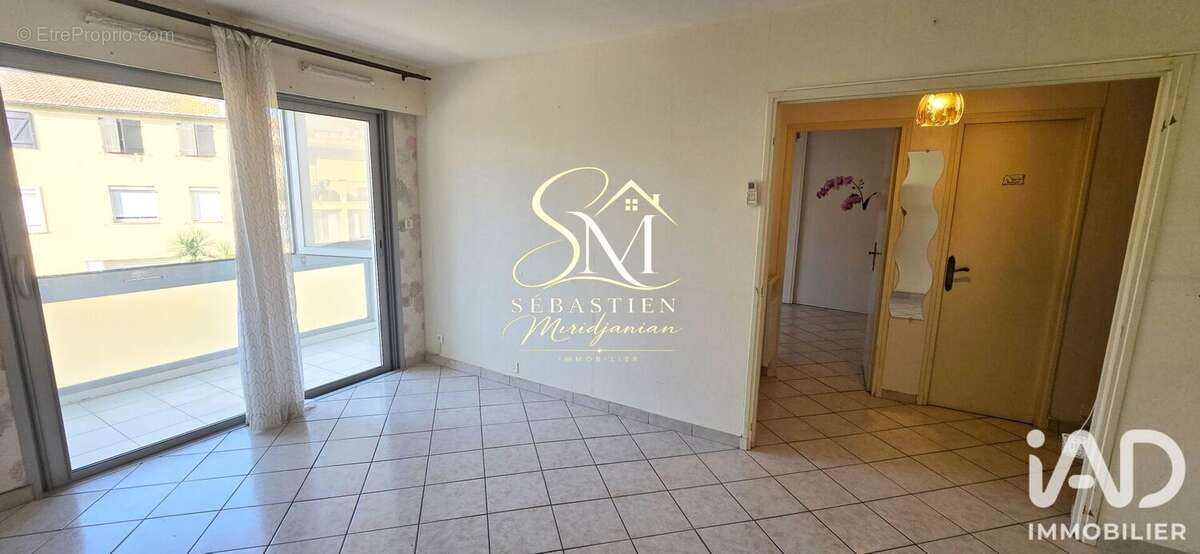 Appartement 47 m² à Six-Fours-Les-Plages  - photo 4